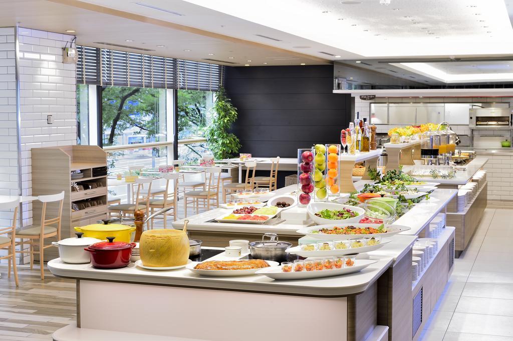 Hotel Nikko Fukuoka Фукуока Экстерьер фото A buffet in Japan
